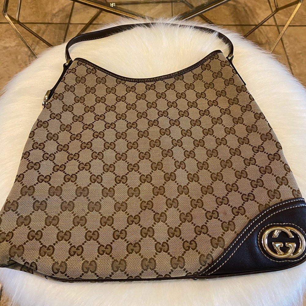 Gucci shoulder bag